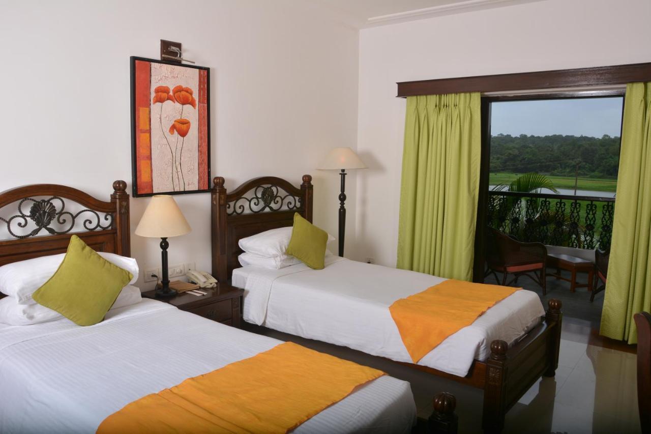 Mercure Goa Devaaya 4* Malar