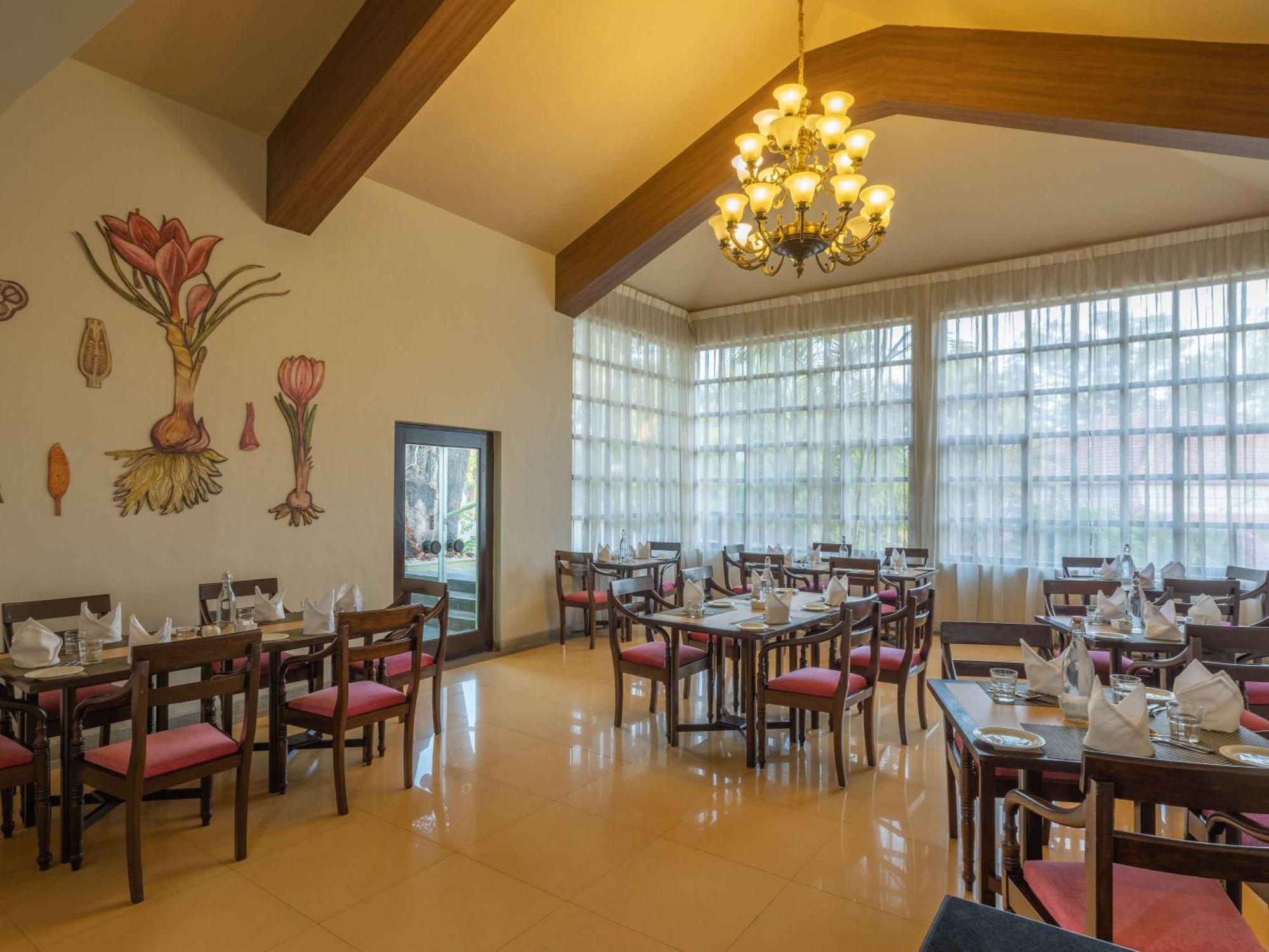 Mercure Goa Devaaya Malar