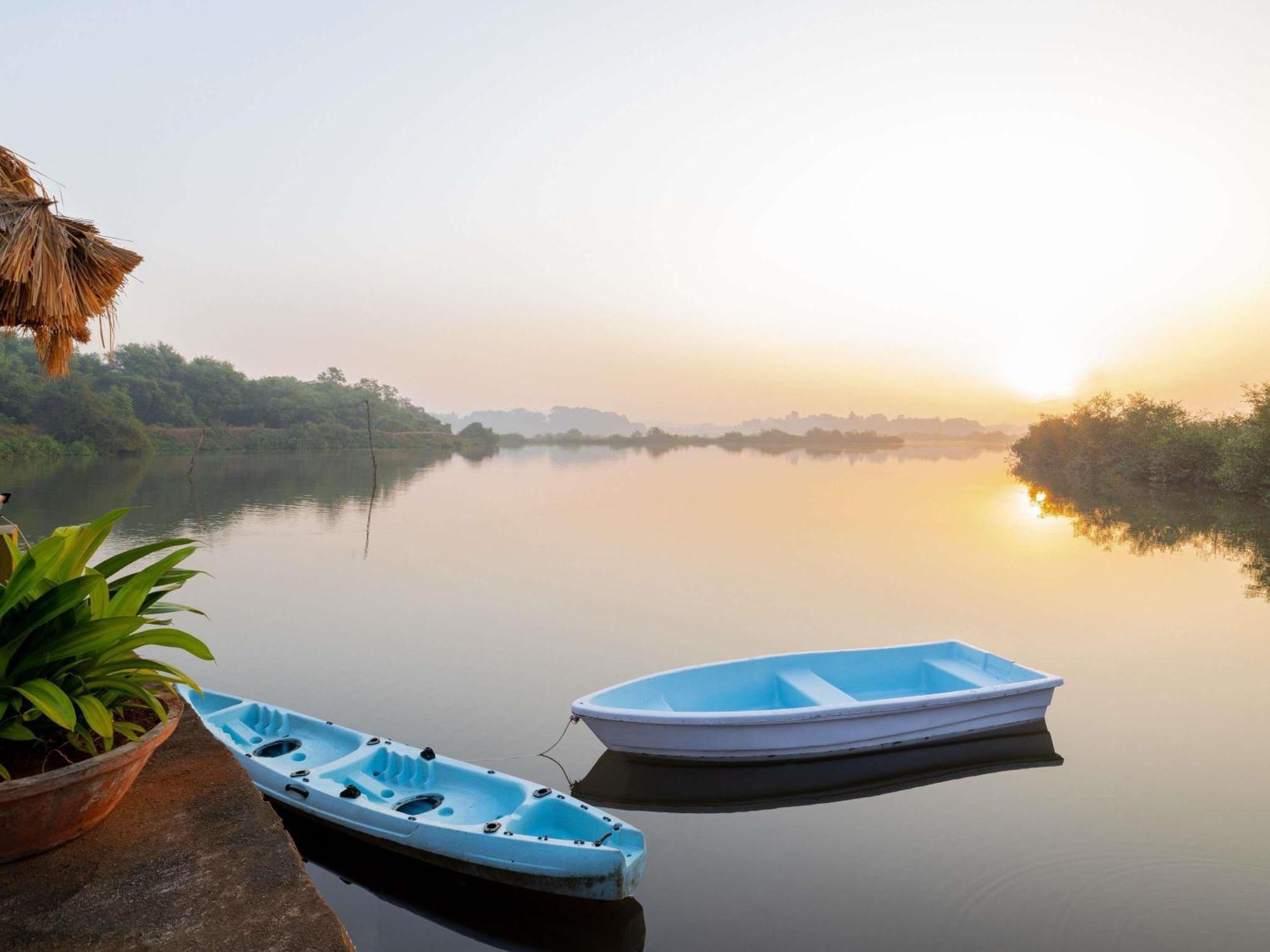 सहारा Mercure Goa Devaaya
