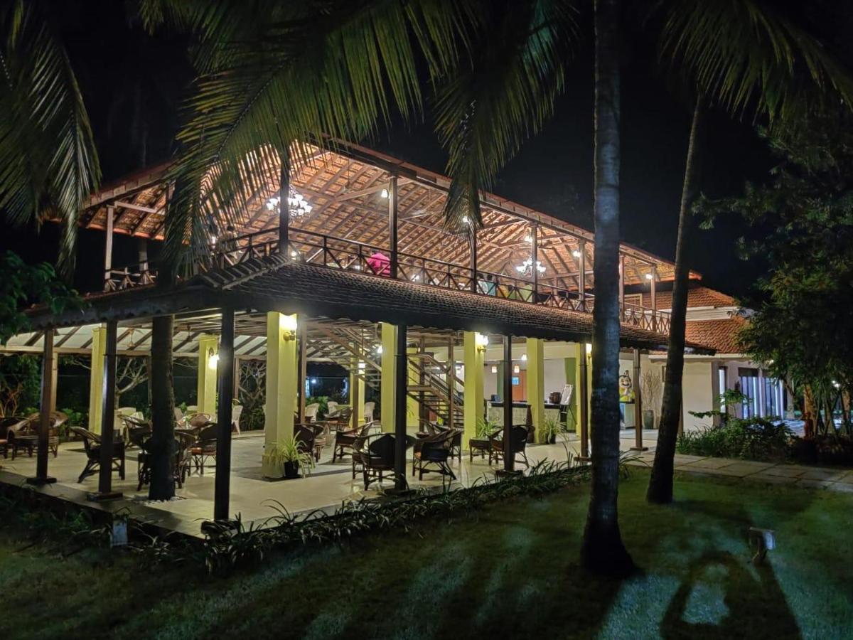 Mercure Goa Devaaya 4*