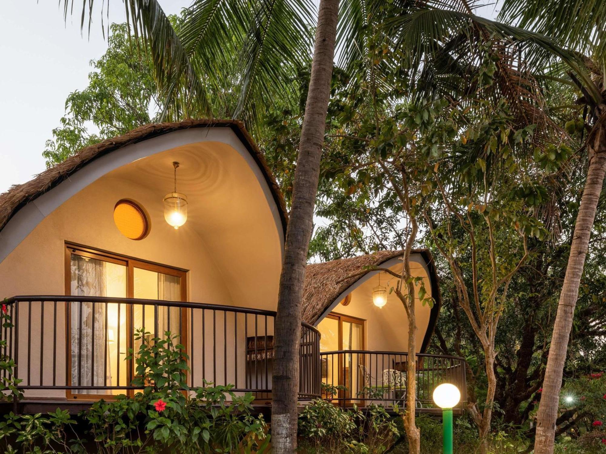 Resort Mercure Goa Devaaya 4*